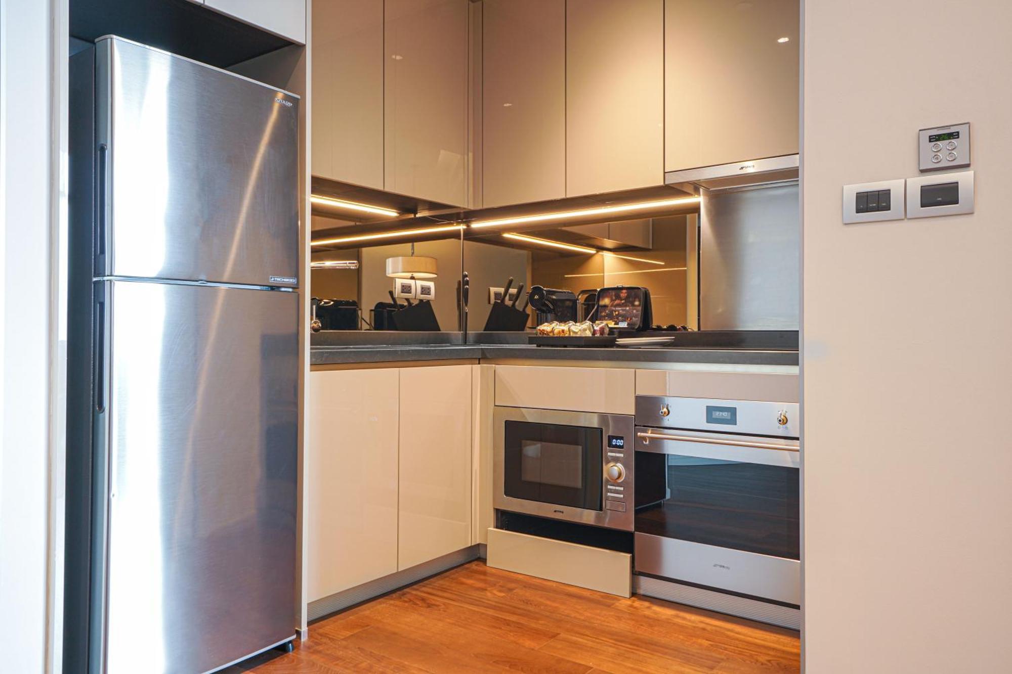 Chatrium Grand バンコク都 エクステリア 写真 A modern kitchen